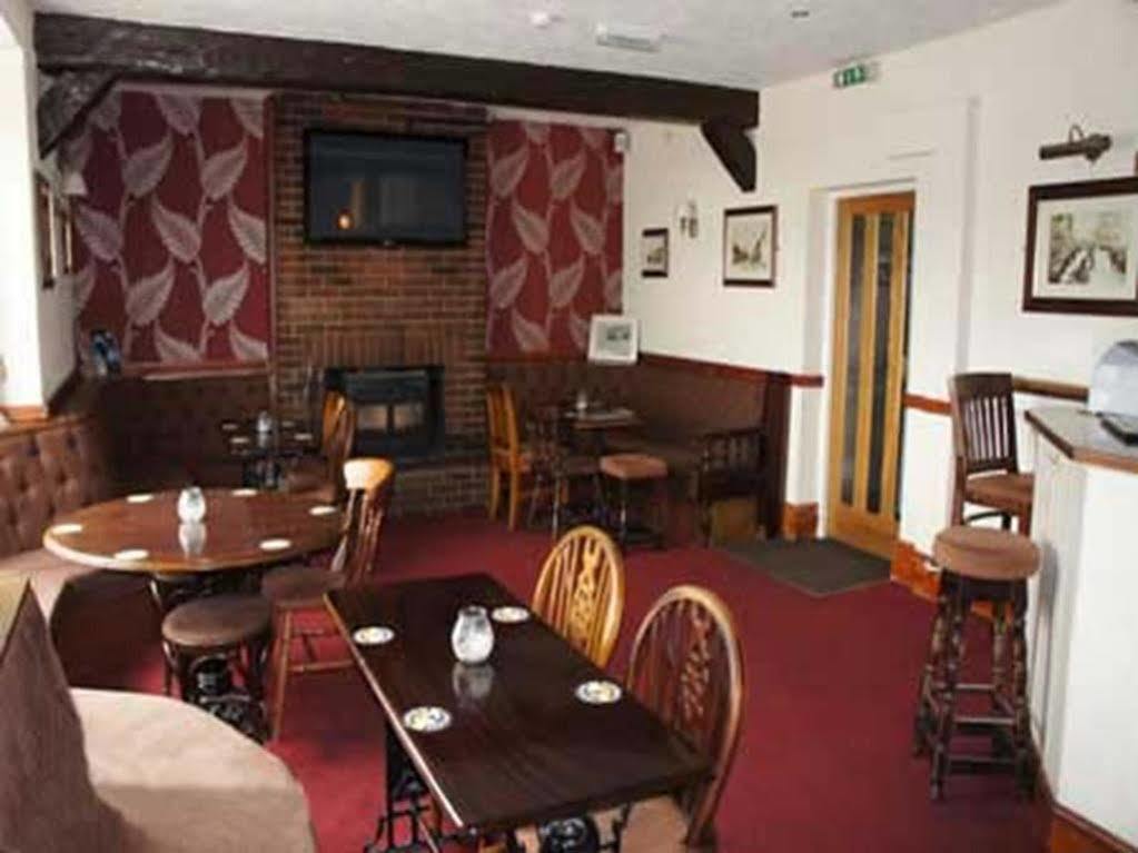 The Huntsman Hotel Cheadle  Exterior photo